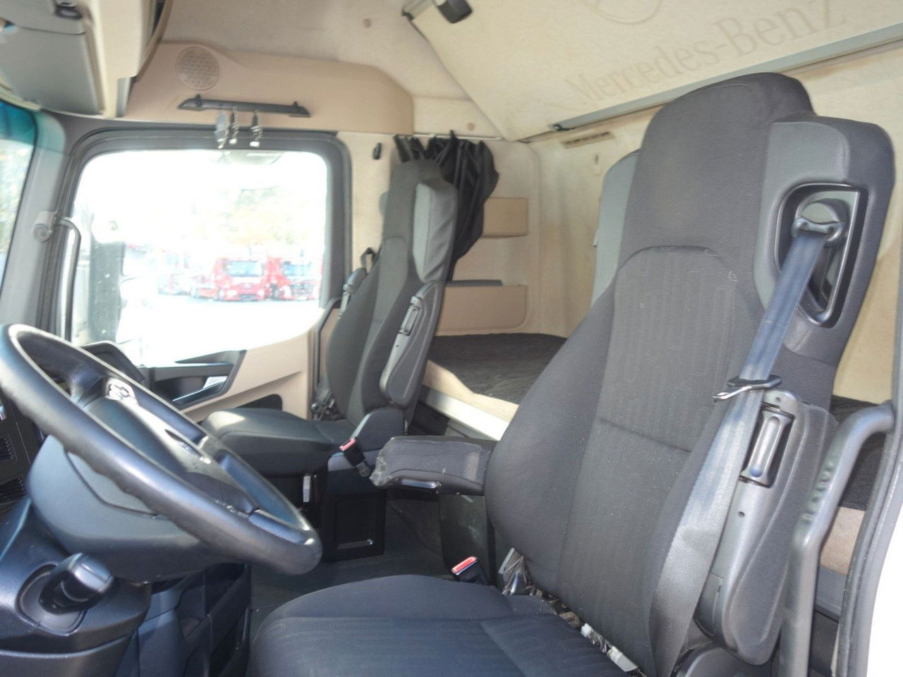 Mercedes-Benz Actros 1845 LS, Standard, Standklimaanlage - Тягач: фото 5 Mercedes-Benz Actros 1845 LS, Standard, Standklimaanlage - Тягач: фото 5