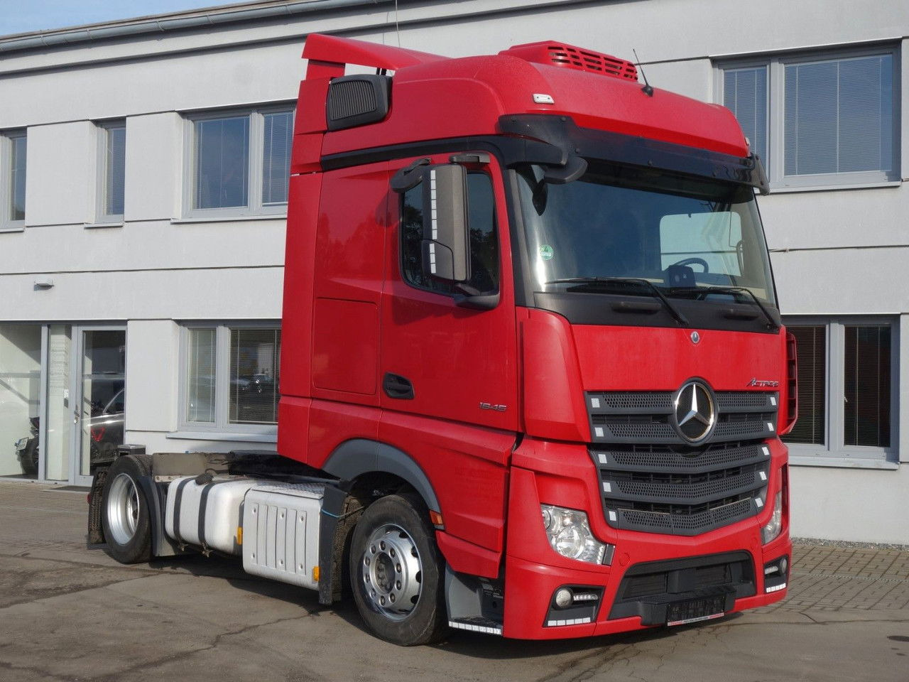 Mercedes-Benz Actros 1845 Lsnrl, Lowdeck, Standklima, 2 Stk. - Тягач: фото 3 Mercedes-Benz Actros 1845 Lsnrl, Lowdeck, Standklima, 2 Stk. - Тягач: фото 3