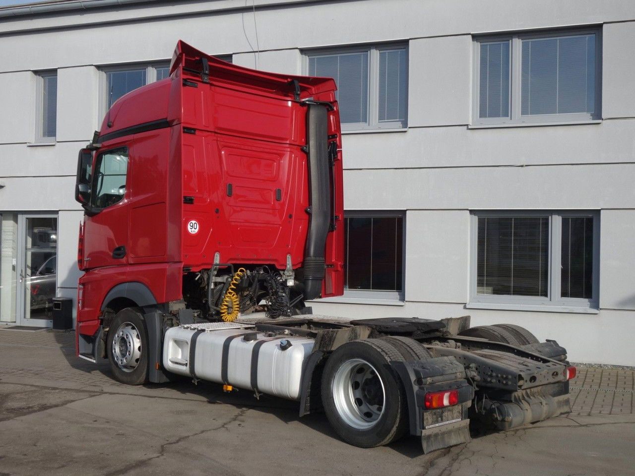 Mercedes-Benz Actros 1845 Lsnrl, Lowdeck, Standklima, 2 Stk. - Тягач: фото 4 Mercedes-Benz Actros 1845 Lsnrl, Lowdeck, Standklima, 2 Stk. - Тягач: фото 4