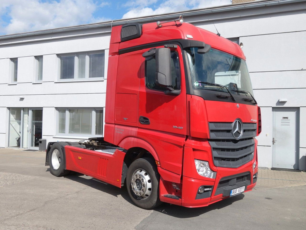 Mercedes-Benz Actros 1846 LS Standard Big Space - Тягач: фото 3 Mercedes-Benz Actros 1846 LS Standard Big Space - Тягач: фото 3