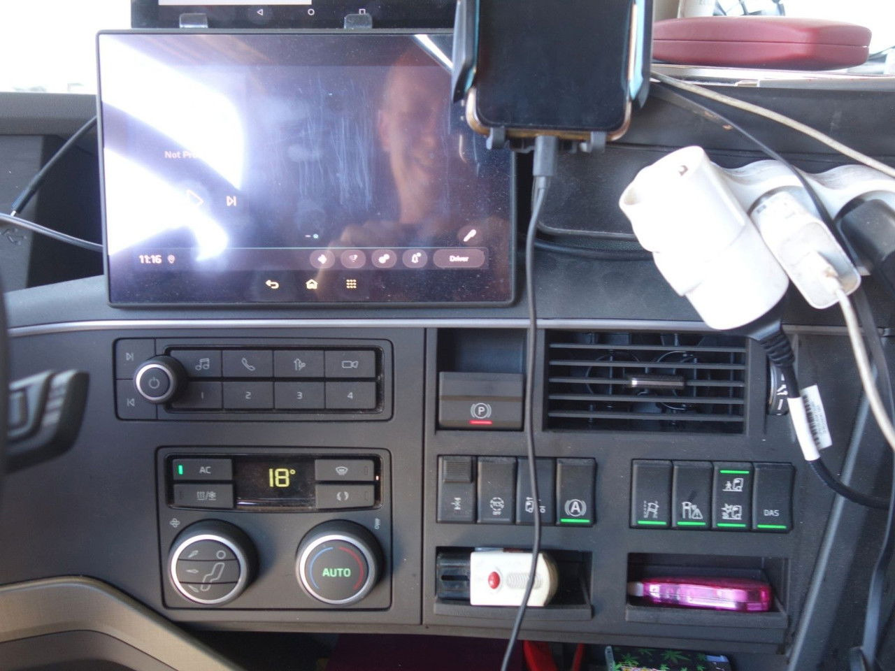 Volvo FH 460 460XL Aero,IParkCool, Full LED,Turbo Compound в лизинг Volvo FH 460 460XL Aero,IParkCool, Full LED,Turbo Compound: фото 15 Volvo FH 460 460XL Aero,IParkCool, Full LED,Turbo Compound в лизинг Volvo FH 460 460XL Aero,IParkCool, Full LED,Turbo Compound: фото 15