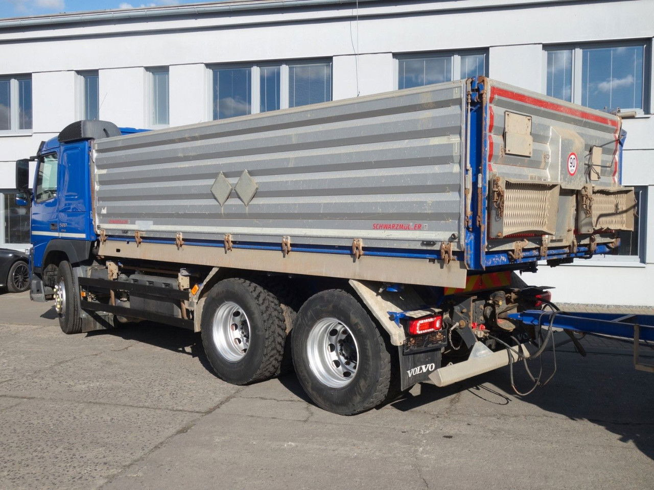 Volvo FM 500 6x4, Dreiseitenkipper Schwarzmüller - Самосвал: фото 3 Volvo FM 500 6x4, Dreiseitenkipper Schwarzmüller - Самосвал: фото 3