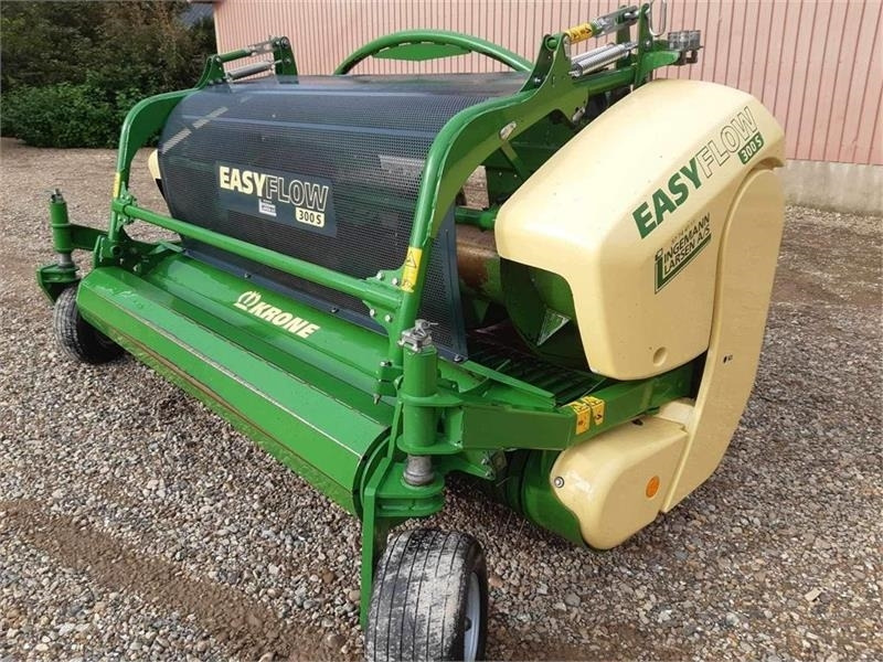 Krone EasyFlow 300S - Техника для сенозаготовки: фото 2 Krone EasyFlow 300S - Техника для сенозаготовки: фото 2