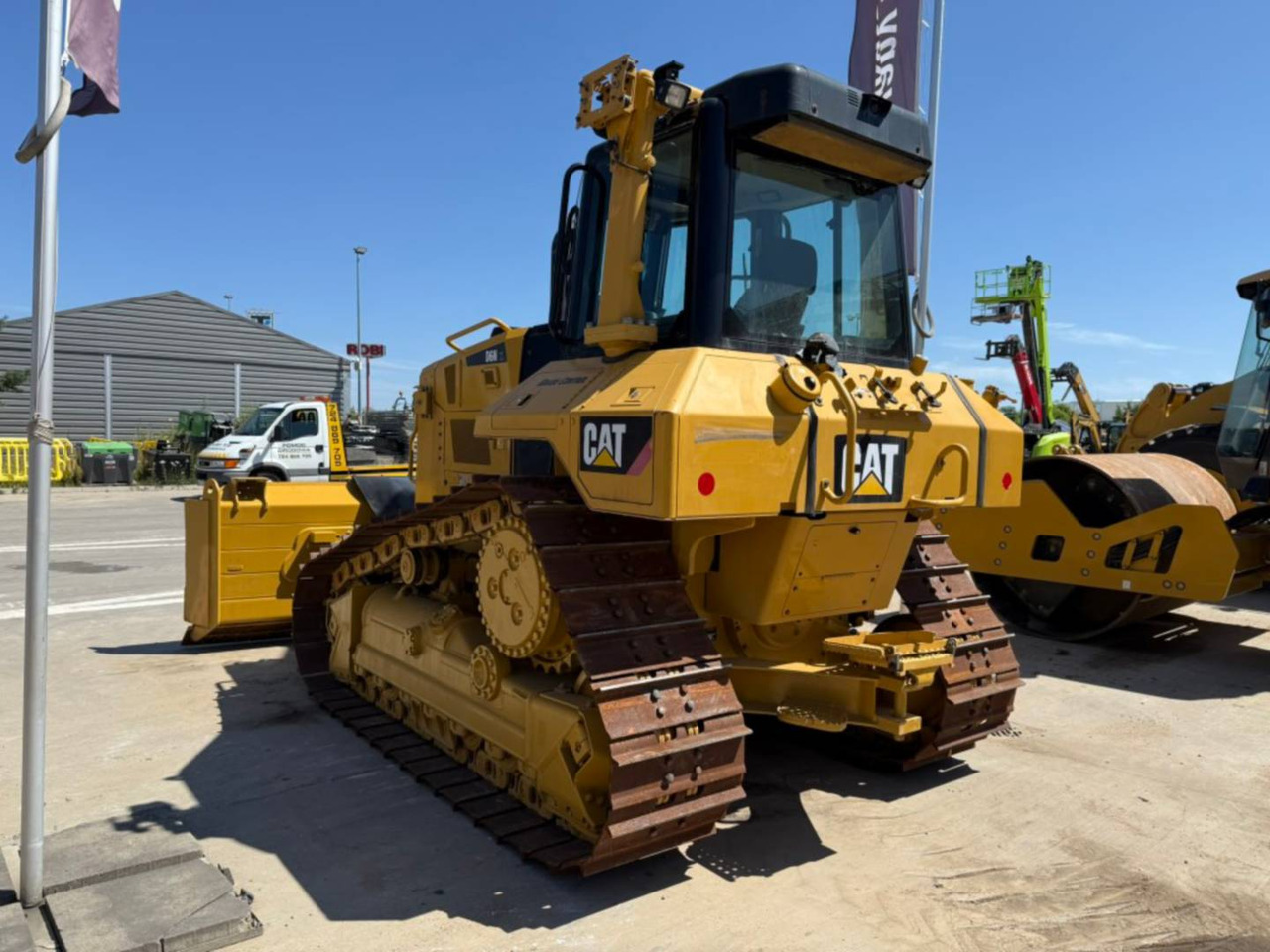 CAT D6NXL - Бульдозер: фото 4 CAT D6NXL - Бульдозер: фото 4