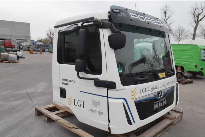 MAN F99L12 TGM EURO6 - Кабина и интерьер для Грузовиков: фото 3 MAN F99L12 TGM EURO6 - Кабина и интерьер для Грузовиков: фото 3