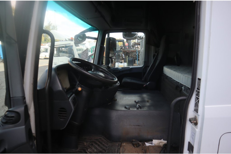 Mercedes-Benz ACTROS F04 MP3 - Кабина и интерьер для Грузовиков: фото 5 Mercedes-Benz ACTROS F04 MP3 - Кабина и интерьер для Грузовиков: фото 5