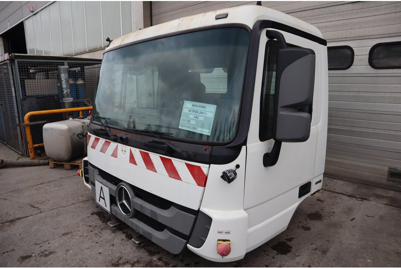 Mercedes-Benz ACTROS F07 MP3 94389915588371 - Кабина и интерьер для Грузовиков: фото 3 Mercedes-Benz ACTROS F07 MP3 94389915588371 - Кабина и интерьер для Грузовиков: фото 3