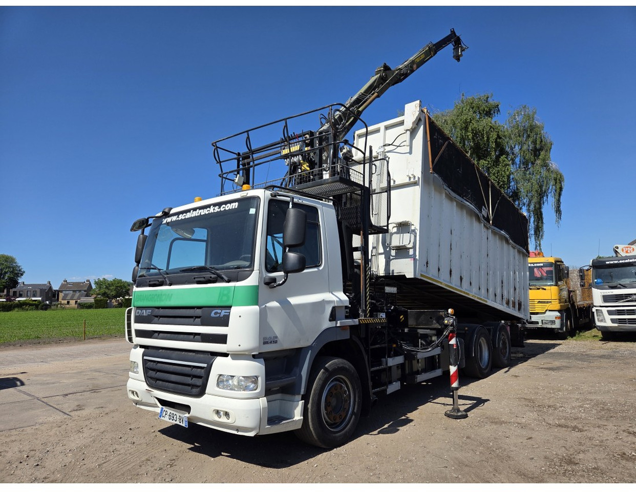 DAF CF85.410 6x2 steering axle lenk Tipper Crane HIAB J1320Z - Самосвал, Автоманипулятор: фото 1 DAF CF85.410 6x2 steering axle lenk Tipper Crane HIAB J1320Z - Самосвал, Автоманипулятор: фото 1