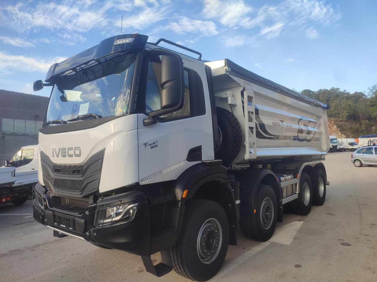 IVECO T-Way AD410T50 - Самосвал: фото 1 IVECO T-Way AD410T50 - Самосвал: фото 1
