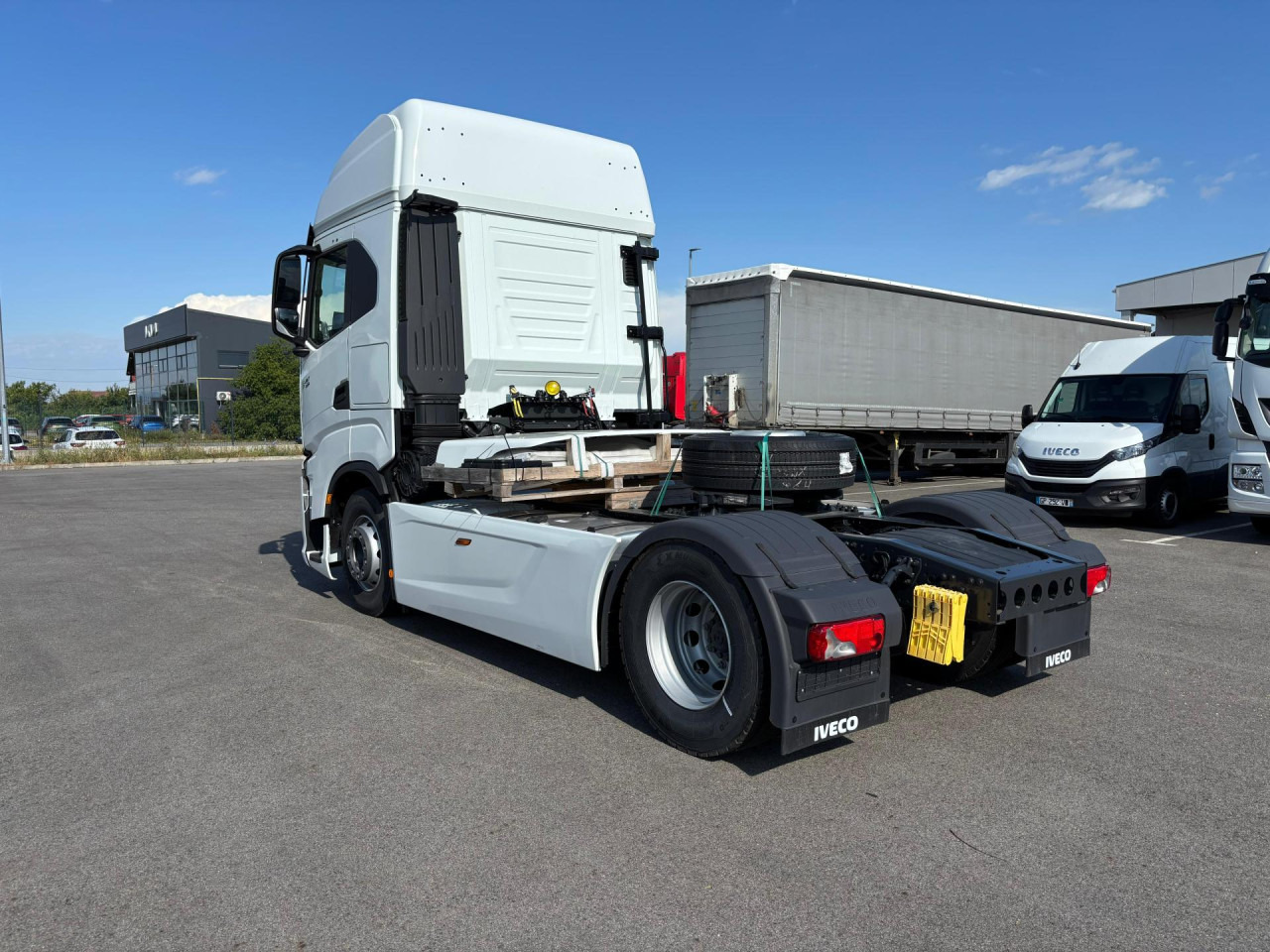 IVECO S-Way AS440S49T/P - Тягач: фото 3 IVECO S-Way AS440S49T/P - Тягач: фото 3