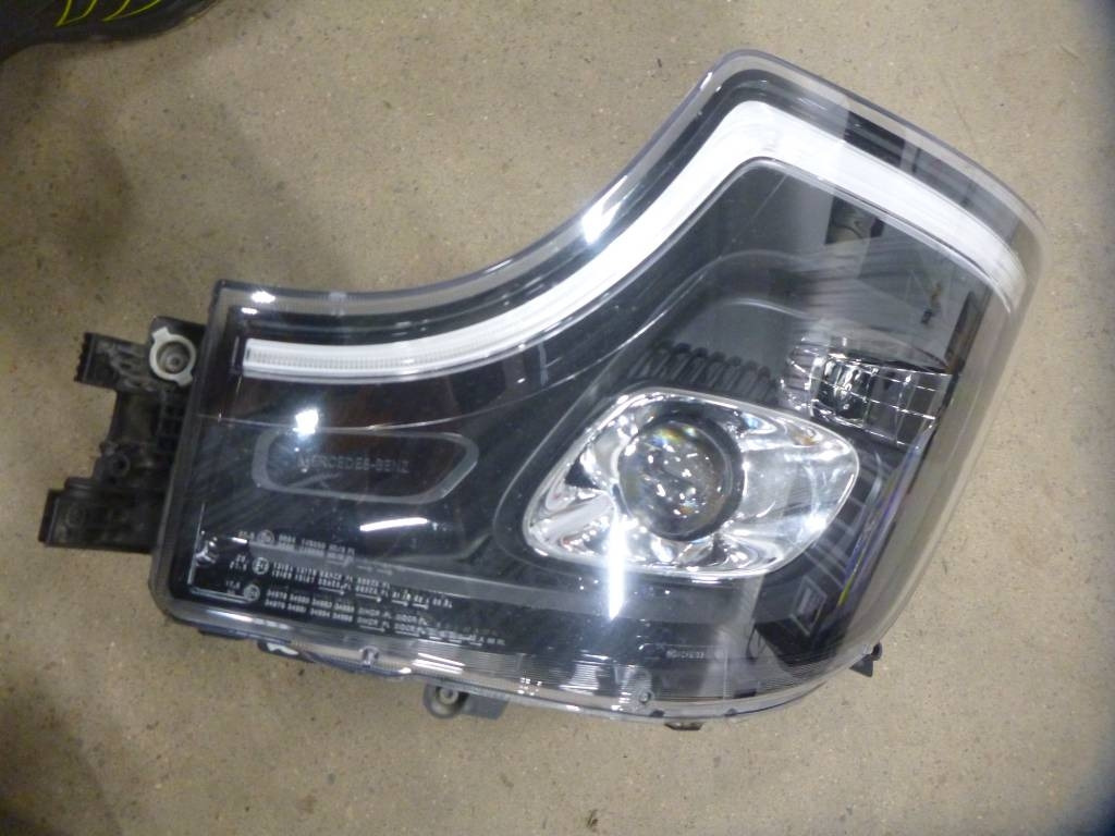 Mercedes-Benz Actros - Электрическая система для Грузовиков: фото 1 Mercedes-Benz Actros - Электрическая система для Грузовиков: фото 1