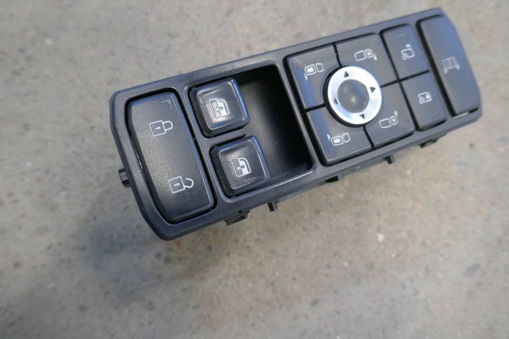 Scania R 660 NGS - Электрическая система для Грузовиков: фото 1 Scania R 660 NGS - Электрическая система для Грузовиков: фото 1