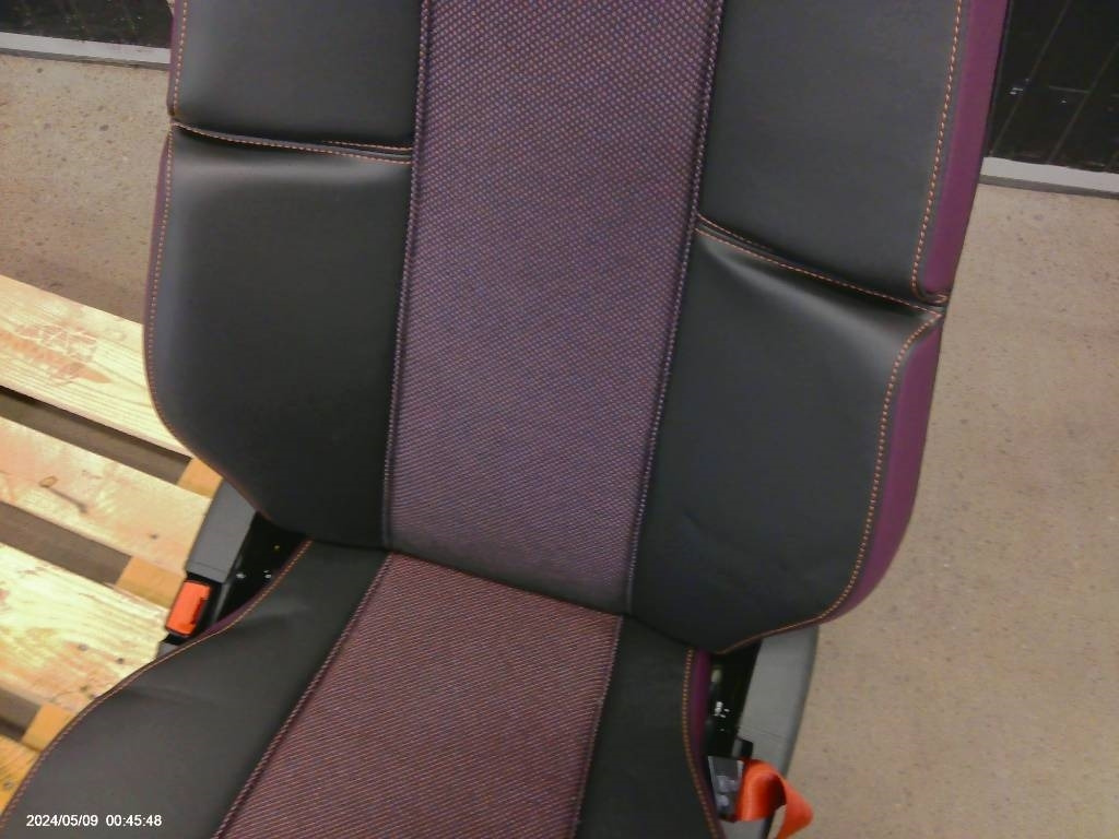 Volvo FM passagerarstol, 23766362 - Кабина для Грузовиков: фото 3 Volvo FM passagerarstol, 23766362 - Кабина для Грузовиков: фото 3