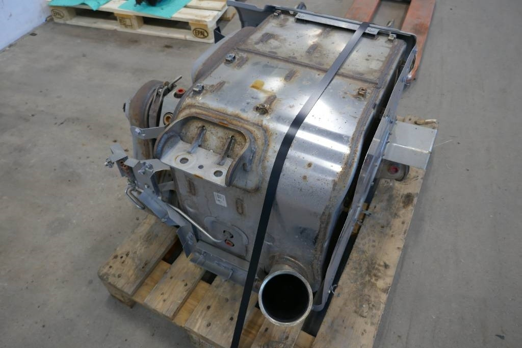 Volvo Ljuddämpare, 21750081 - Рама/ Шасси для Грузовиков: фото 5 Volvo Ljuddämpare, 21750081 - Рама/ Шасси для Грузовиков: фото 5