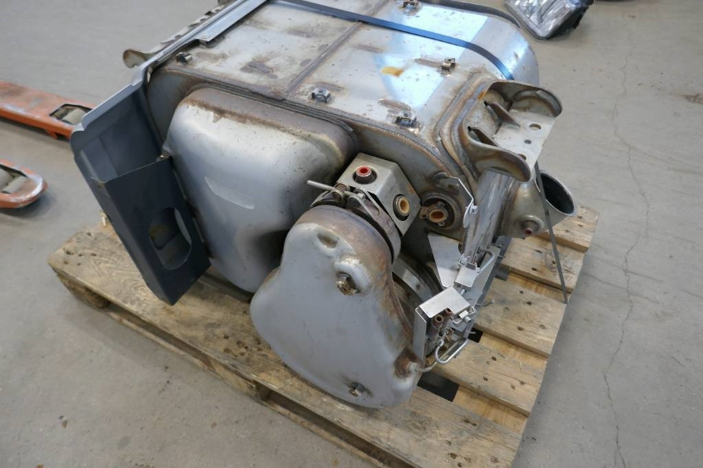 Volvo Ljuddämpare, 21750081 - Рама/ Шасси для Грузовиков: фото 4 Volvo Ljuddämpare, 21750081 - Рама/ Шасси для Грузовиков: фото 4