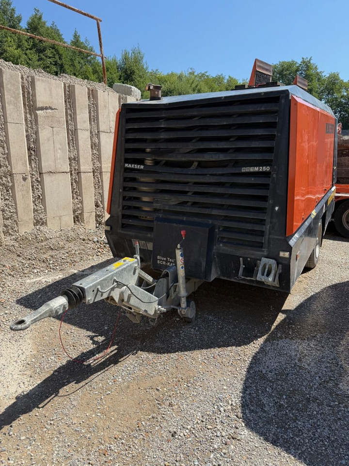 Kaeser M250 Kompressor, Anhänger trailer, 14bar - Воздушный компрессор: фото 1 Kaeser M250 Kompressor, Anhänger trailer, 14bar - Воздушный компрессор: фото 1