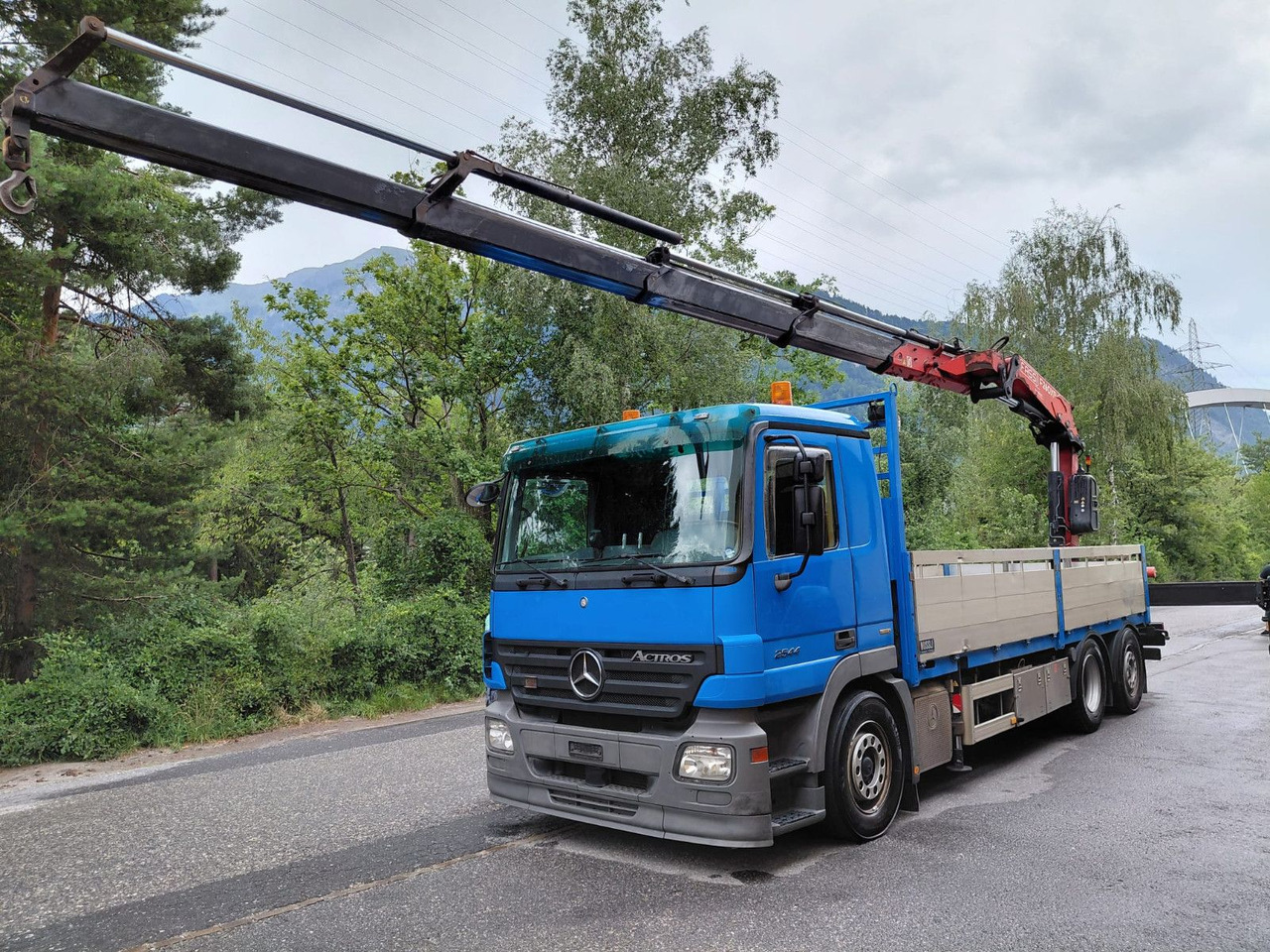 Mercedes-Benz Actros 2544 6x2, E5, EPS, Fassi F260XP, Retarder - Автоманипулятор: фото 1 Mercedes-Benz Actros 2544 6x2, E5, EPS, Fassi F260XP, Retarder - Автоманипулятор: фото 1