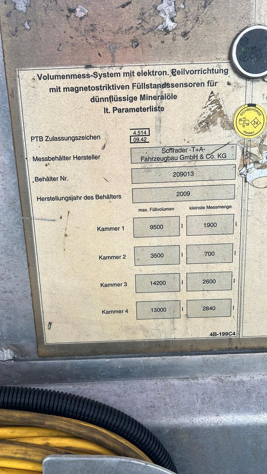 Schrader Treibstoff Diesel/Benzin, ADR, 4 Kammern, Sening - Полуприцеп-цистерна: фото 5 Schrader Treibstoff Diesel/Benzin, ADR, 4 Kammern, Sening - Полуприцеп-цистерна: фото 5