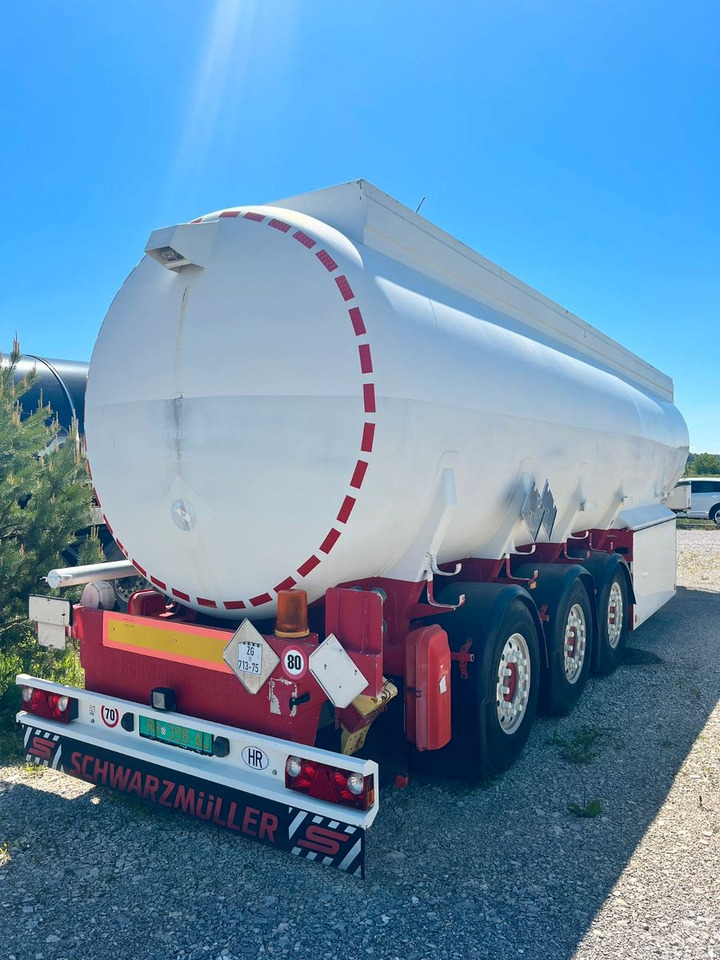 Schwarzmüller TS 3/E ADR, 6 Kammern Treibstoff Fuel - Полуприцеп-цистерна: фото 1 Schwarzmüller TS 3/E ADR, 6 Kammern Treibstoff Fuel - Полуприцеп-цистерна: фото 1