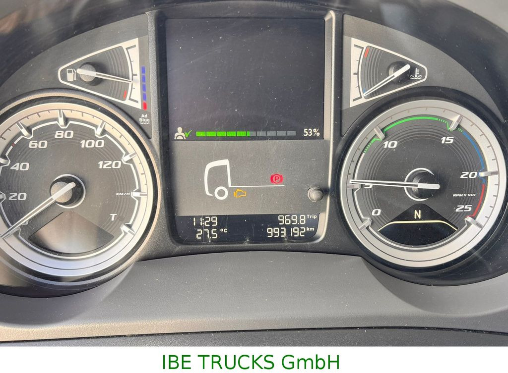 Фото интерьера 1: DAF CF 450 4x2, E6, ADR, PTO DAF CF 450 4x2, E6, ADR, PTO в лизинг DAF CF 450 4x2, E6, ADR, PTO DAF CF 450 4x2, E6, ADR, PTO