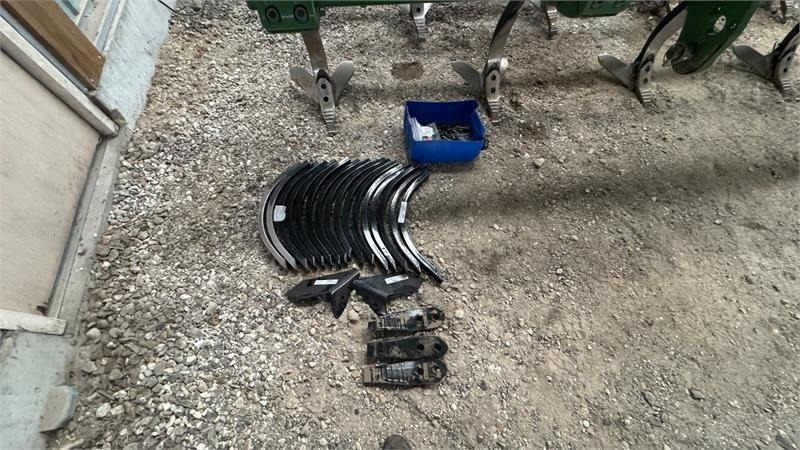 Amazone Cenius 4003 4003 med frøsåning - Борона: фото 3 Amazone Cenius 4003 4003 med frøsåning - Борона: фото 3
