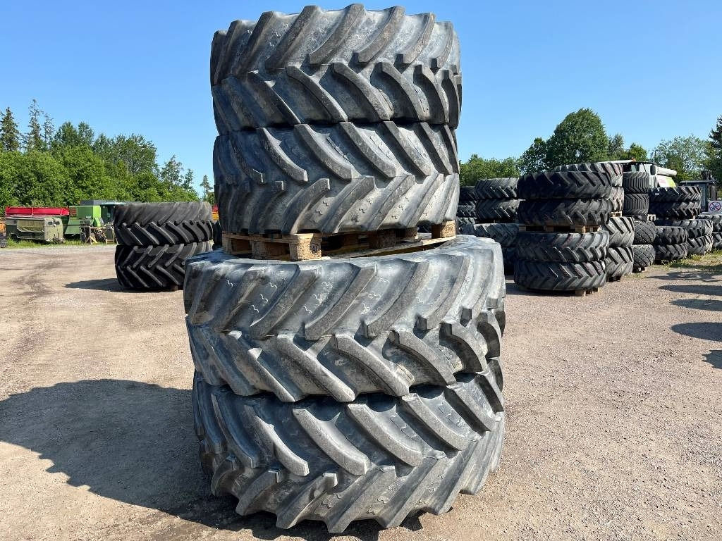 650/65R42 540/65R30 till JD 7530 - Шина для Сельскохозяйственной техники: фото 1 650/65R42 540/65R30 till JD 7530 - Шина для Сельскохозяйственной техники: фото 1