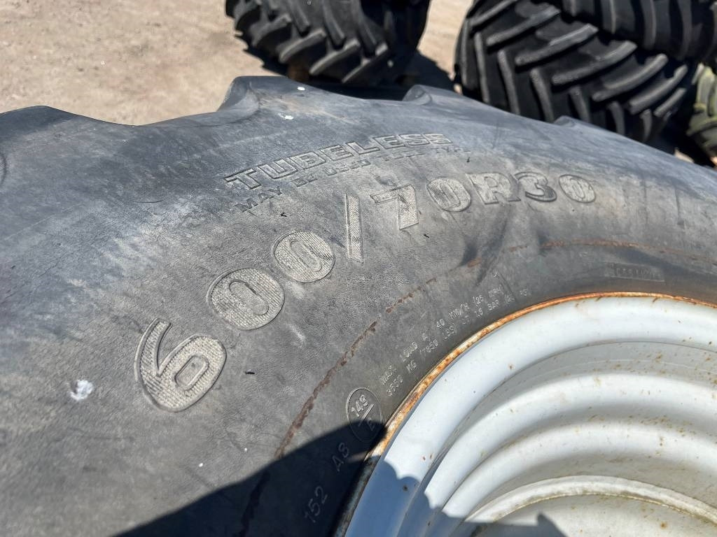 Goodyear 600/70R30 till Valmet 280 mfl - Шина для Сельскохозяйственной техники: фото 4 Goodyear 600/70R30 till Valmet 280 mfl - Шина для Сельскохозяйственной техники: фото 4