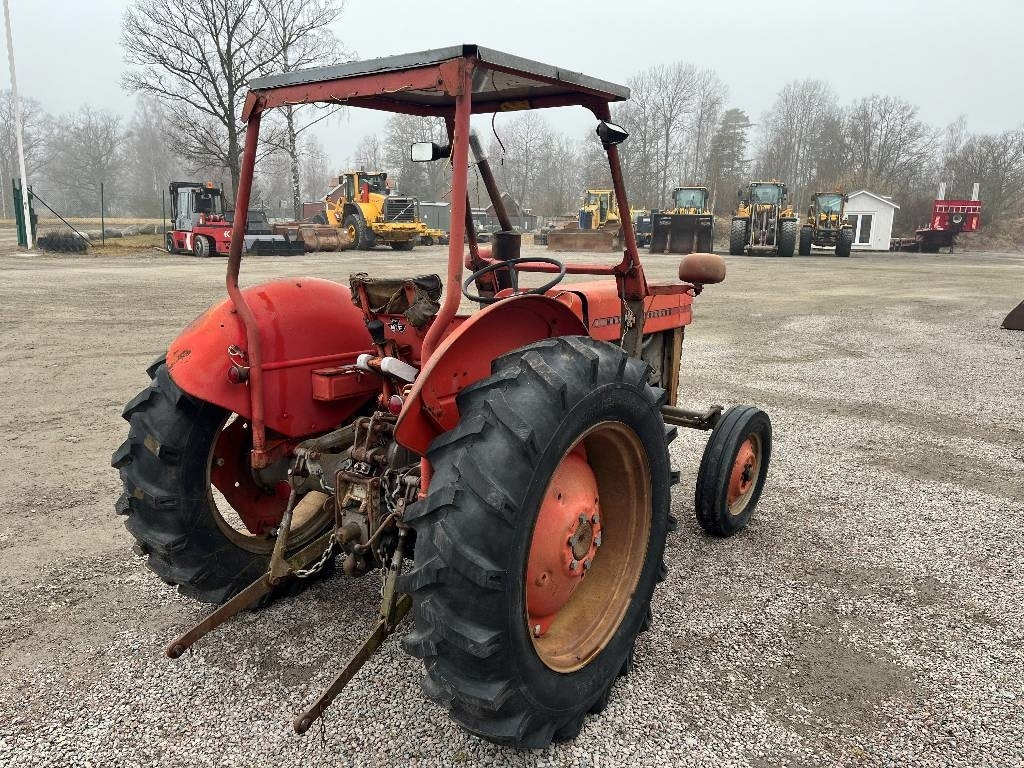 Massey Ferguson 130 Dismantled. Only specific spare parts - Трактор: фото 2 Massey Ferguson 130 Dismantled. Only specific spare parts - Трактор: фото 2