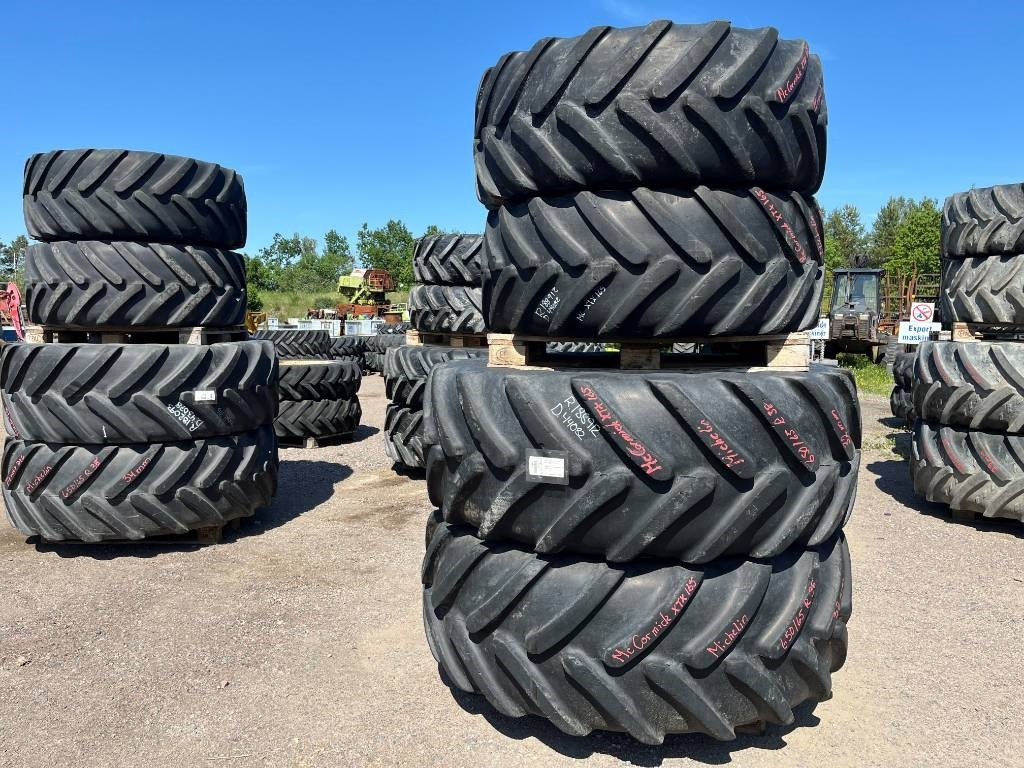Michelin 650/65R38 520/65R28 till Case , MC Cormick - Шина для Сельскохозяйственной техники: фото 1 Michelin 650/65R38 520/65R28 till Case , MC Cormick - Шина для Сельскохозяйственной техники: фото 1