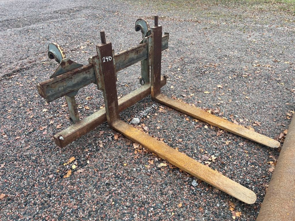 Pallgafflar / Forks Volvo Stora Bm fästet - Вилы для Строительной техники: фото 1 Pallgafflar / Forks Volvo Stora Bm fästet - Вилы для Строительной техники: фото 1
