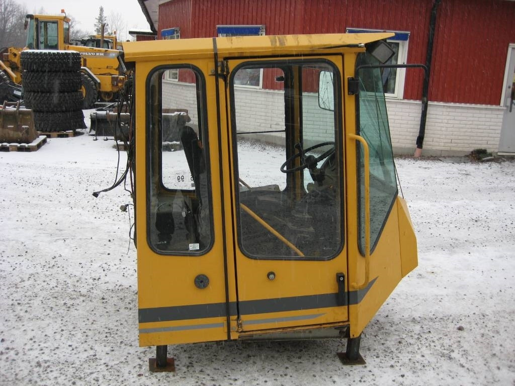 Zettelmeyer 802SI  - Кабина для Строительной техники: фото 4 Zettelmeyer 802SI  - Кабина для Строительной техники: фото 4