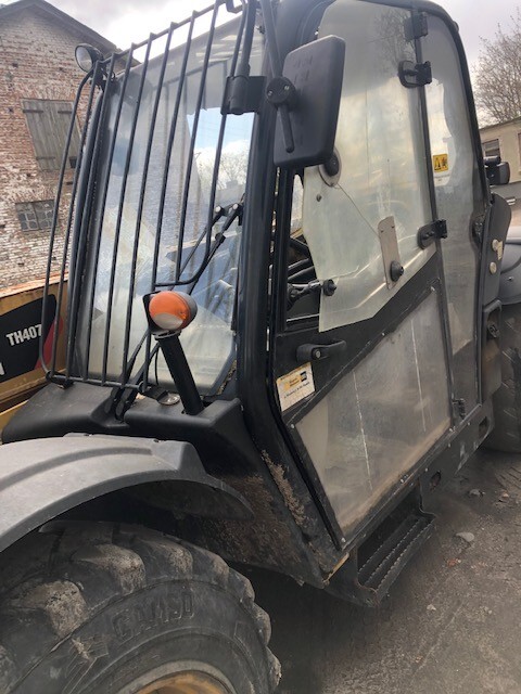 Cat TH Kabina - Кабина для Сельскохозяйственной техники: фото 1 Cat TH Kabina - Кабина для Сельскохозяйственной техники: фото 1