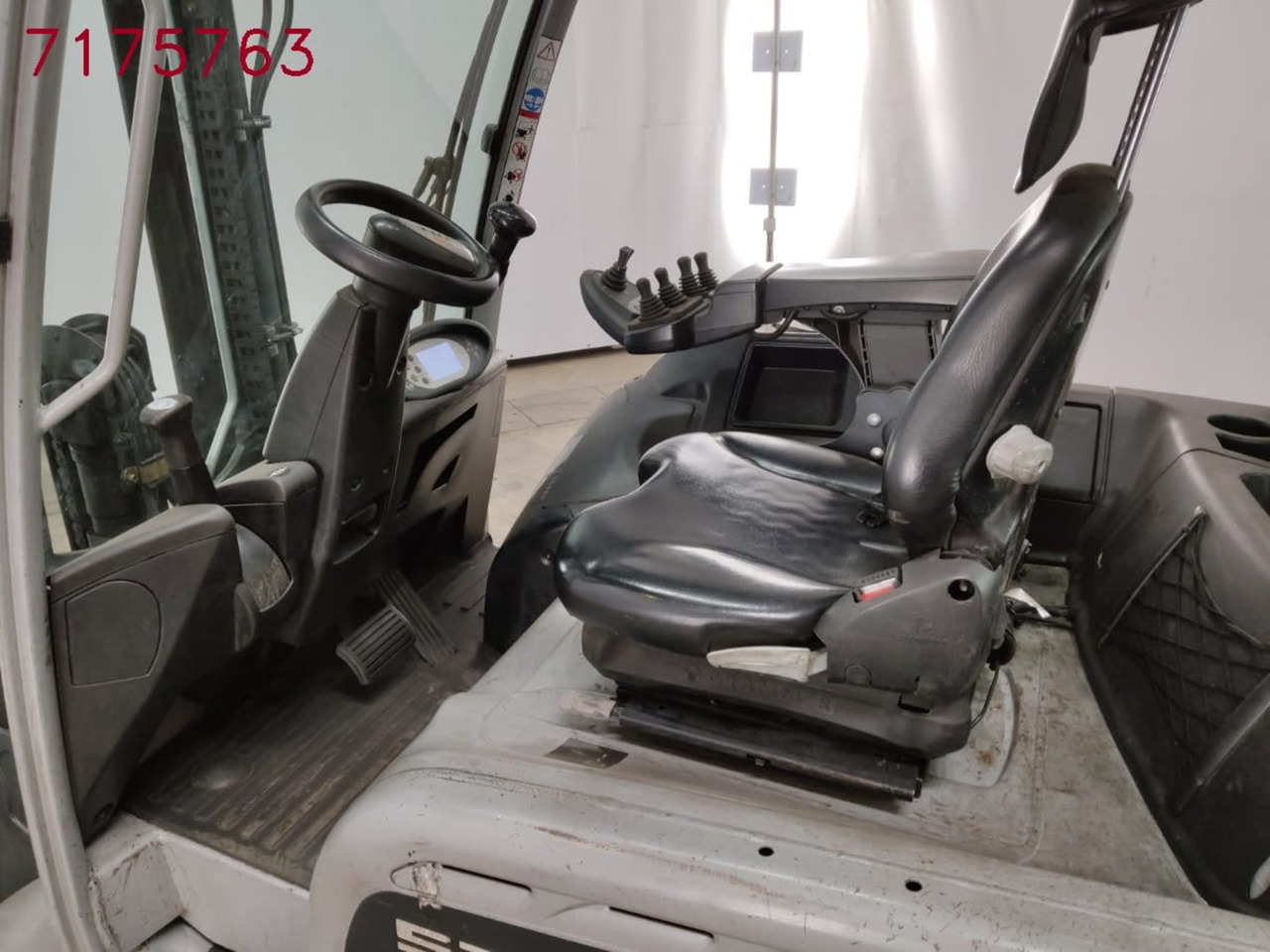 STILL RX60-25 - Электропогрузчик: фото 3 STILL RX60-25 - Электропогрузчик: фото 3