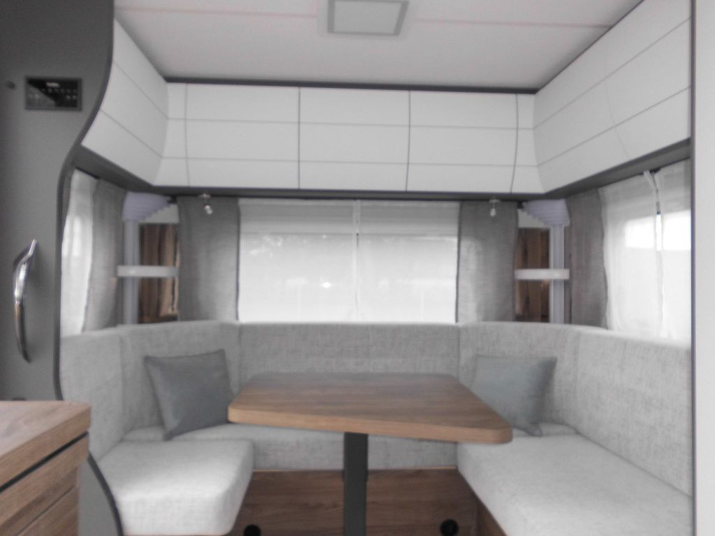 Hobby Excellent Edition 495 UL 2026 AUTARK 1800kg. ROL - Прицеп дача: фото 4 Hobby Excellent Edition 495 UL 2026 AUTARK 1800kg. ROL - Прицеп дача: фото 4