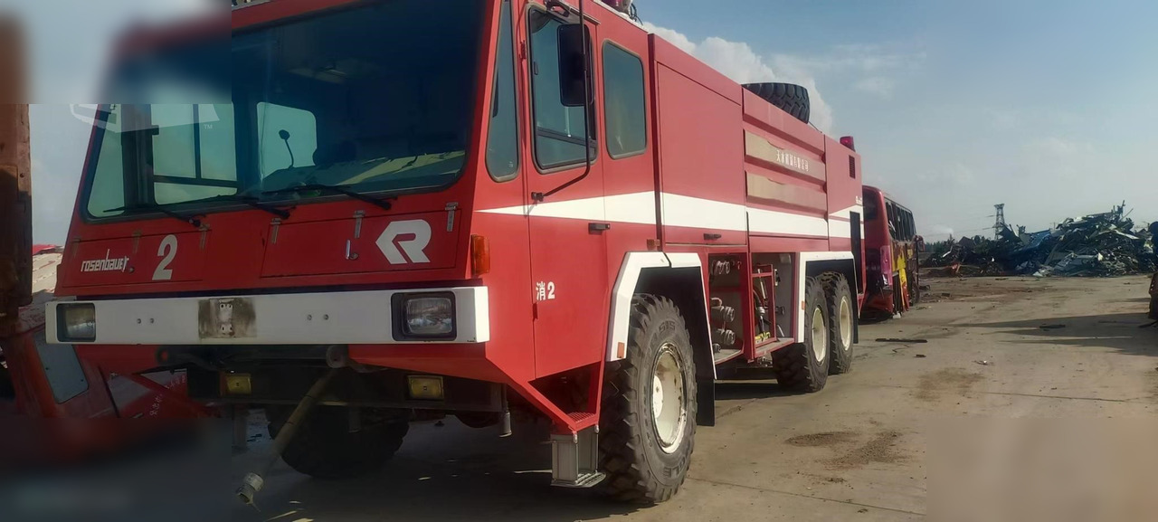 1995 ROSENBAUER FOX - Пожарная машина: фото 1 1995 ROSENBAUER FOX - Пожарная машина: фото 1