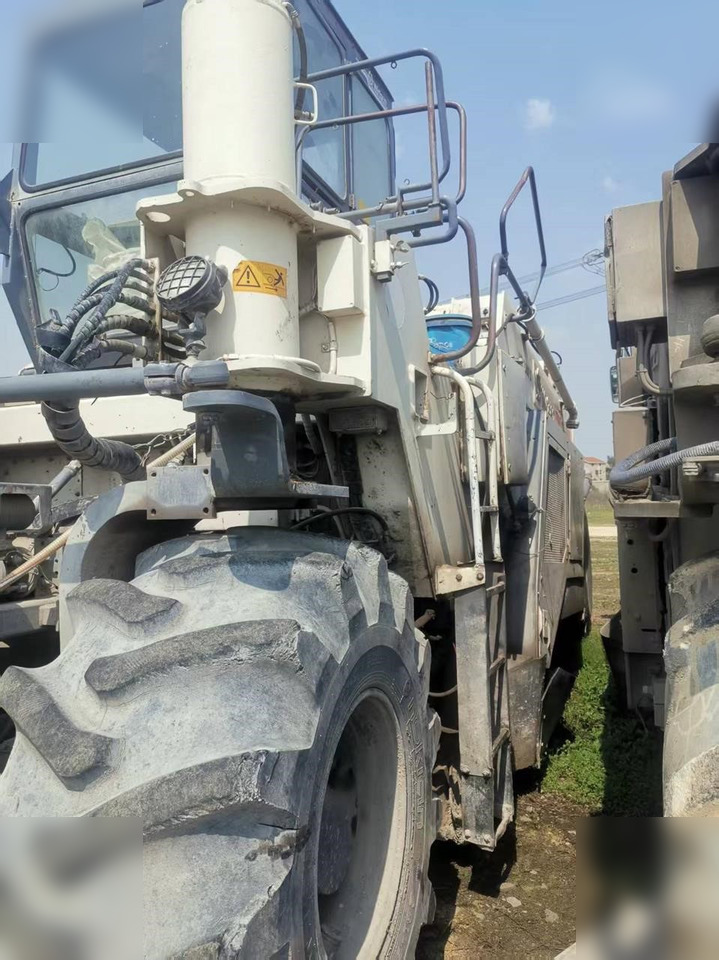 WIRTGEN WR2500 - Стабилизатор грунта: фото 4 WIRTGEN WR2500 - Стабилизатор грунта: фото 4
