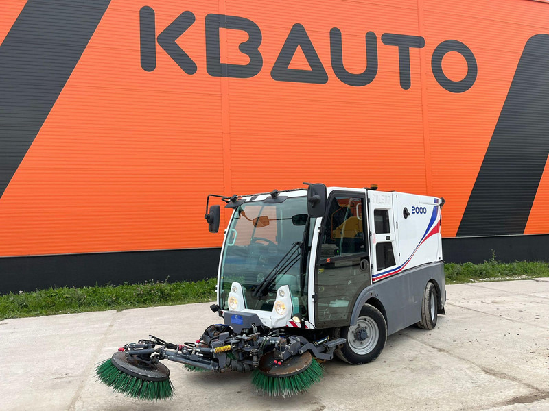 Dulevo 2000 SKY HYDRAULIC ISSUES !! - Подметально-уборочная машина: фото 1 Dulevo 2000 SKY HYDRAULIC ISSUES !! - Подметально-уборочная машина: фото 1