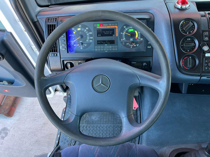 Грузовик, Автоманипулятор Mercedes-Benz Atego 918 4x4 VERSALIFT VST-237-NF / 13,5 m: фото 18