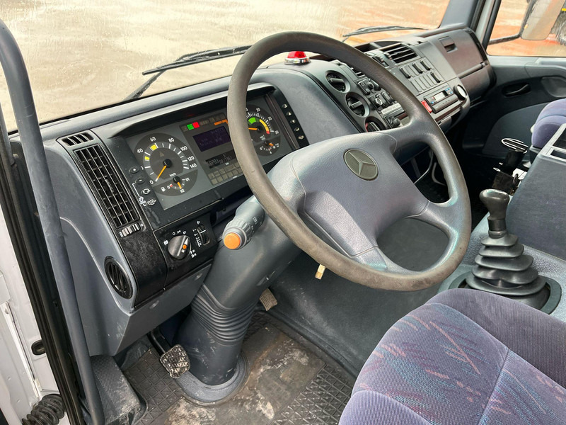 Грузовик, Автоманипулятор Mercedes-Benz Atego 918 4x4 VERSALIFT VST-237-NF / 13,5 m: фото 17