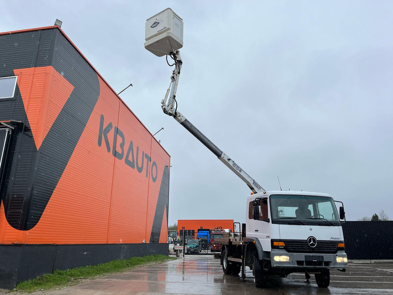 Грузовик, Автоманипулятор Mercedes-Benz Atego 918 4x4 VERSALIFT VST-237-NF / 13,5 m: фото 10