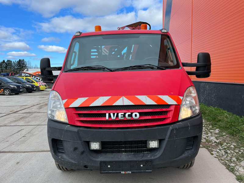 Iveco Daily 65C18 4x2 HMF 683 K2 / PLATFORM L=4256 mm - Малотоннажный бортовой грузовик: фото 3 Iveco Daily 65C18 4x2 HMF 683 K2 / PLATFORM L=4256 mm - Малотоннажный бортовой грузовик: фото 3