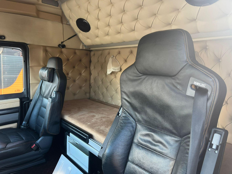 MAN TGX 33.560 6x4 CHASSIS L=6907 mm в лизинг MAN TGX 33.560 6x4 CHASSIS L=6907 mm: фото 18 MAN TGX 33.560 6x4 CHASSIS L=6907 mm в лизинг MAN TGX 33.560 6x4 CHASSIS L=6907 mm: фото 18