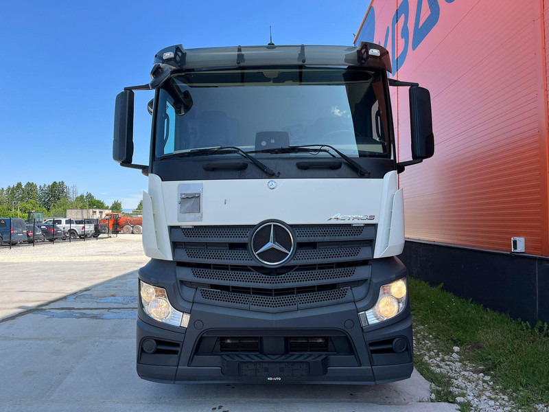 Mercedes-Benz Actros 2545 6x2 BOX L=7526 mm - Грузовик с закрытым кузовом: фото 2 Mercedes-Benz Actros 2545 6x2 BOX L=7526 mm - Грузовик с закрытым кузовом: фото 2