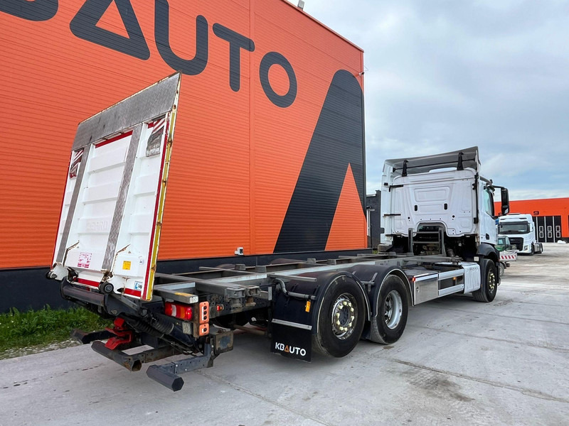 Mercedes-Benz Antos 2545 6x2*4 RETARDER / CHASSIS L=7826 mm - Грузовик-шасси: фото 5 Mercedes-Benz Antos 2545 6x2*4 RETARDER / CHASSIS L=7826 mm - Грузовик-шасси: фото 5