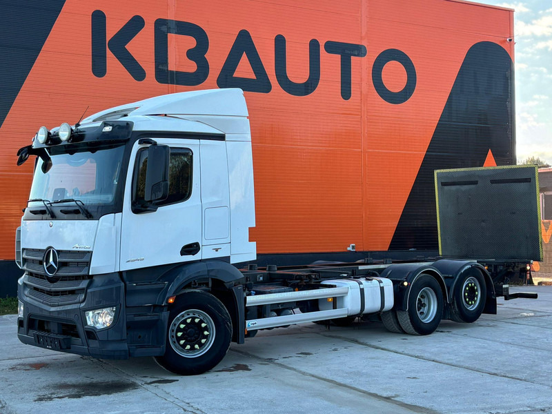 Mercedes-Benz Antos 2545 6x2 RETARDER / CHASSIS L=7812 mm - Грузовик-контейнеровоз/ Сменный кузов: фото 1 Mercedes-Benz Antos 2545 6x2 RETARDER / CHASSIS L=7812 mm - Грузовик-контейнеровоз/ Сменный кузов: фото 1