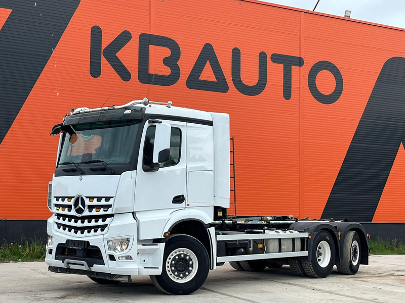 Mercedes-Benz Arocs 2542 6x2*4 JOAB 20 ton / L=5400 mm - Крюковой мультилифт: фото 1 Mercedes-Benz Arocs 2542 6x2*4 JOAB 20 ton / L=5400 mm - Крюковой мультилифт: фото 1