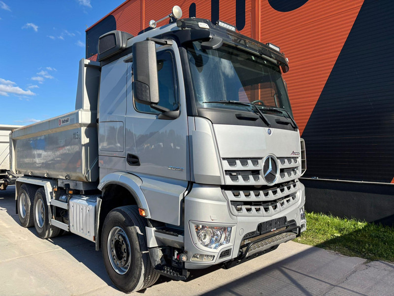 Mercedes-Benz Arocs 2658 6x4 RETARDER / BOX L=4541mm - Самосвал: фото 3 Mercedes-Benz Arocs 2658 6x4 RETARDER / BOX L=4541mm - Самосвал: фото 3