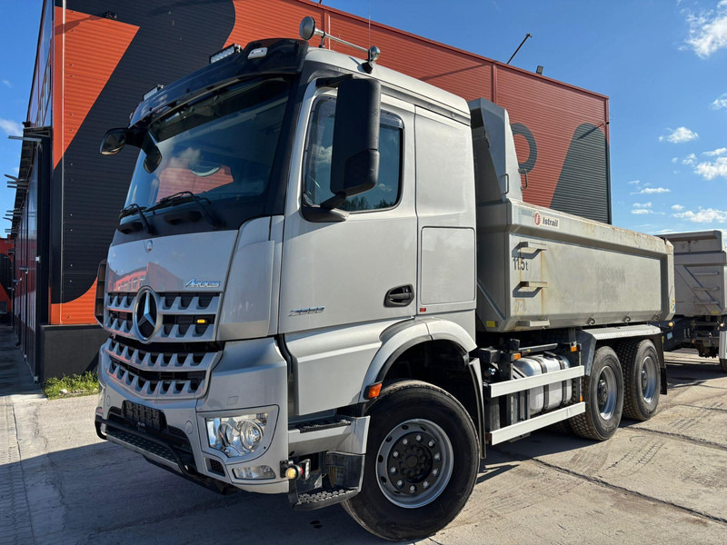 Mercedes-Benz Arocs 2658 6x4 RETARDER / BOX L=4541mm - Самосвал: фото 1 Mercedes-Benz Arocs 2658 6x4 RETARDER / BOX L=4541mm - Самосвал: фото 1