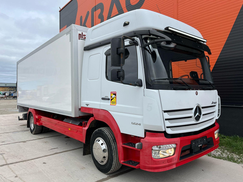 Mercedes-Benz Atego 1224 4x2 NEW ENGINE ! / BOX L=7548 mm - Грузовик с закрытым кузовом: фото 3 Mercedes-Benz Atego 1224 4x2 NEW ENGINE ! / BOX L=7548 mm - Грузовик с закрытым кузовом: фото 3