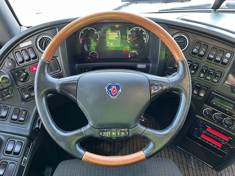 Фото интерьера 1: Туристический автобус Scania K 450 6x2*4 Interlink 57 SEATS / AC / AUXILIARY HEATING / WC